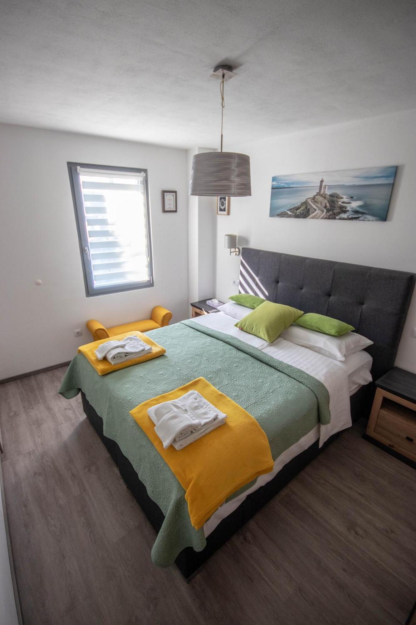 A&D Apartments ロヴィニ エクステリア 写真